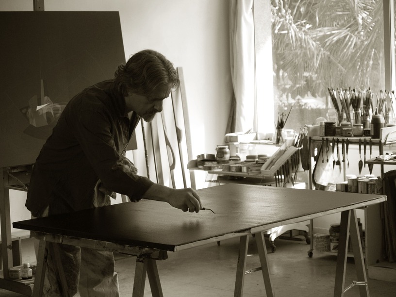 Pedro Muiño en el estudio de Alicante, 2010